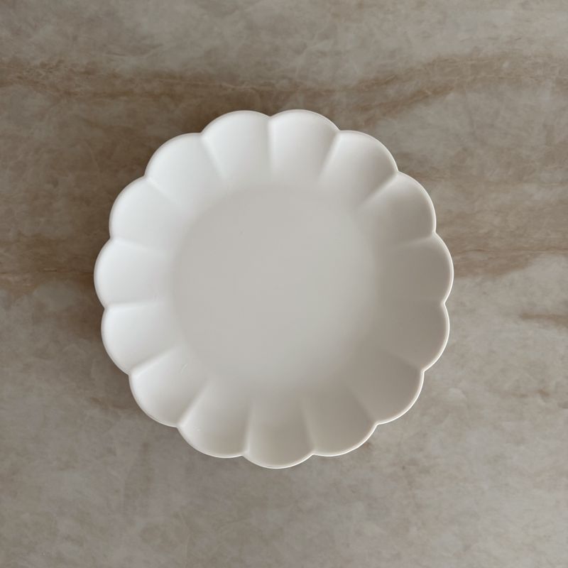 Tallerken i silikon My1 BLOSSOM str.L - IVORY